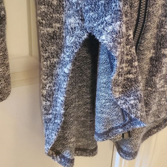 Maurices Cardigan Gray Size XS - Picture 6 of 6